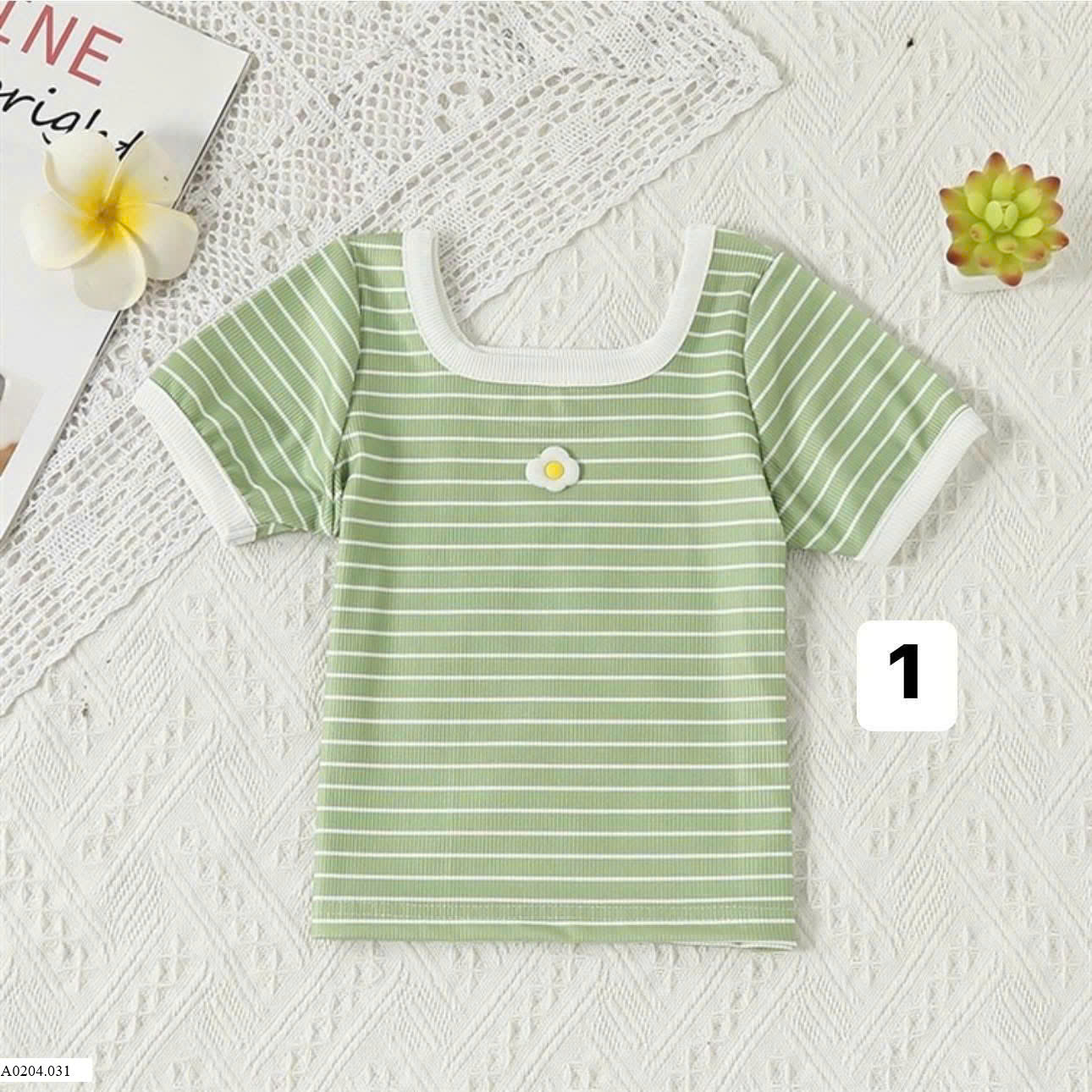 ÁO CỔ VUÔNG BÉ GÁI   Sỉ 49k