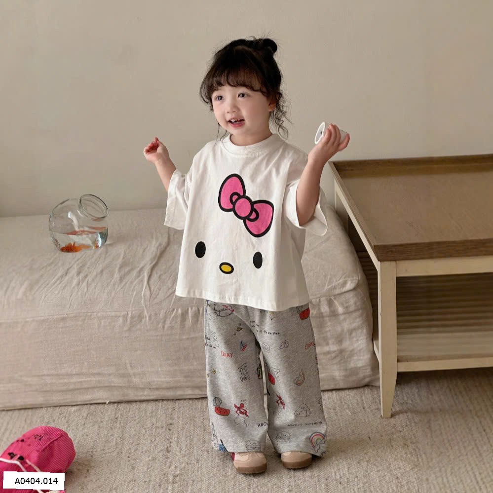 SET ÁO KITTY BÉ GÁI  Sỉ gía:  áo 86k quần xám 142k quần jean 170k
