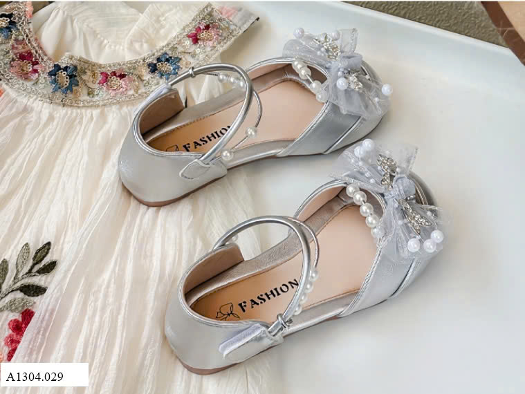 GIÀY BÚP BÊ NƠ NGỌC CHO BÉ GÁI   Giá sỉ như sau: sz 23-30 : 127k   sz 31-34 : 135k