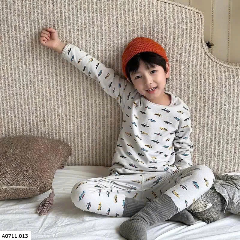 BỘ AMBB BẢNG 18 MÀU 2015  Giá sỉ 80-150   130k             160-170 150k