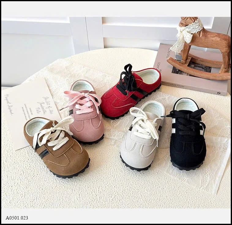 SỤC THỂ THAO 2 SỌC BG   Giá sỉ sz 27-31: 168k  sz 32-36: 178k 