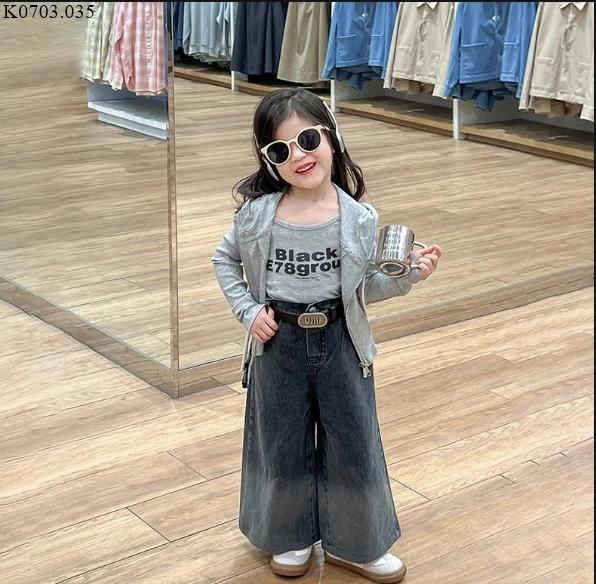 SÉT KHOÁC CARDIGAN MIX JEANS LOANG Sỉ set áo khoác+áo 2 dây: 166k Quần jeans: 166k