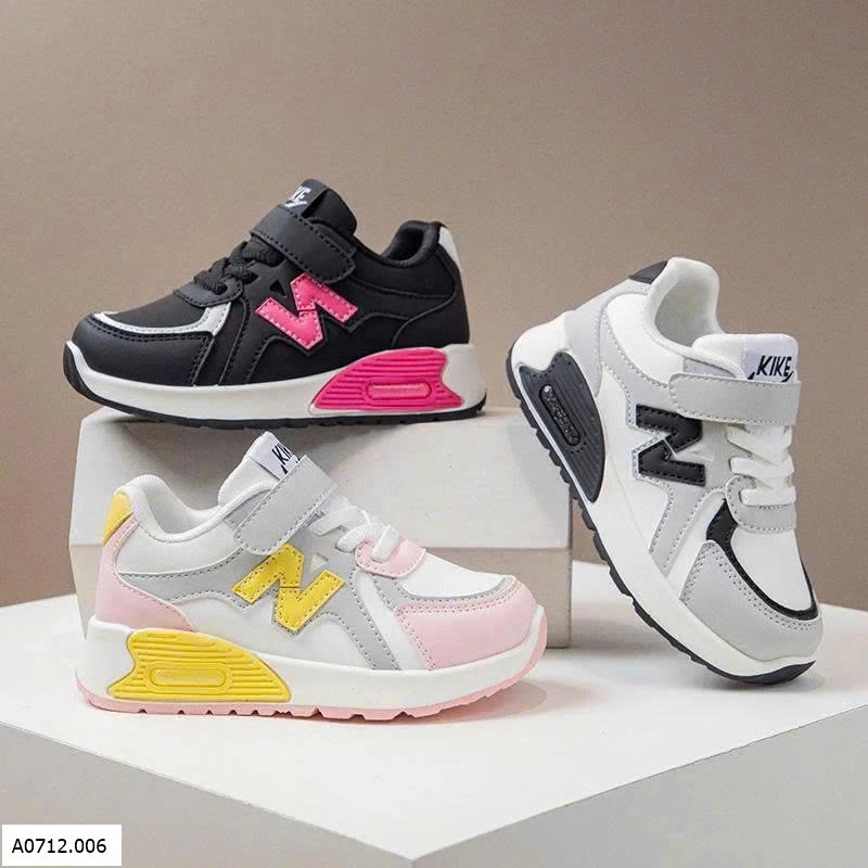 BST GIÀY THỂ THAO QUAI DÁN MẪU MỚI 2025  Giá sỉ Sz 26-30: 135k sz 31-37: 145k