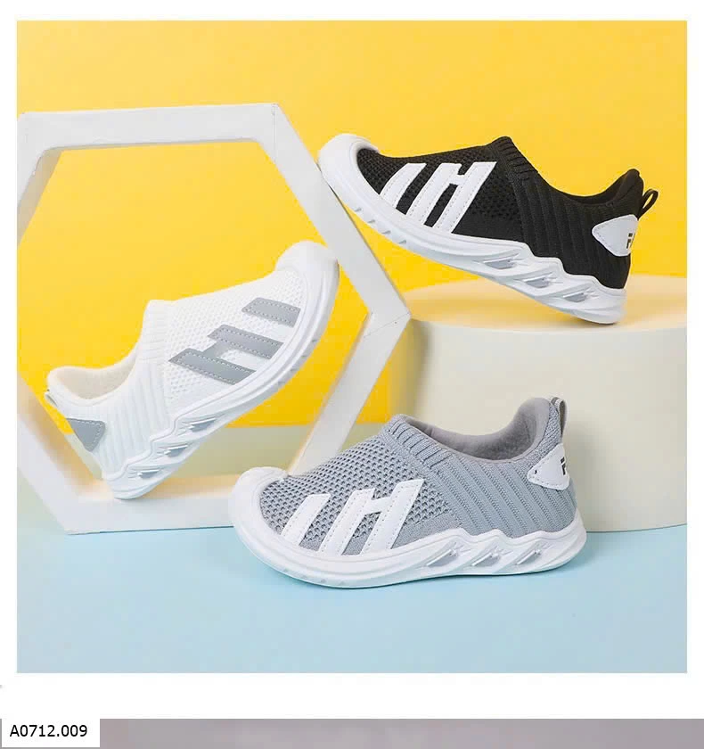 GIÀY LƯỜI THOÁNG KHÍ CHO BÉ TRAI   Giá sỉ sz 26-31: 125k sz 32-37: 135k