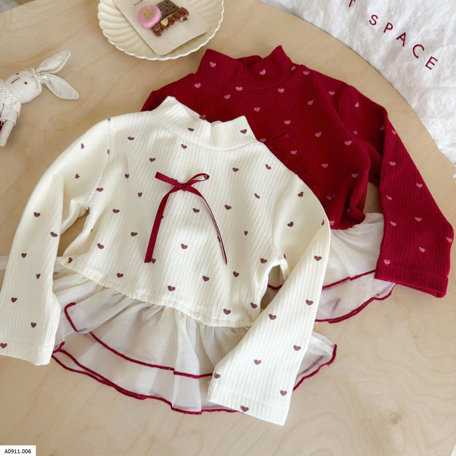 ÁO TRÁI TIM PHỐI VOAN BÈO CHO BÉ   Giá sỉ 121k