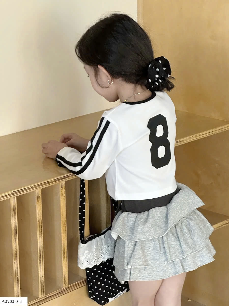 ÁO SỐ CROTOP BÉ GÁI  Giá sỉ như sau: áo số : 110k