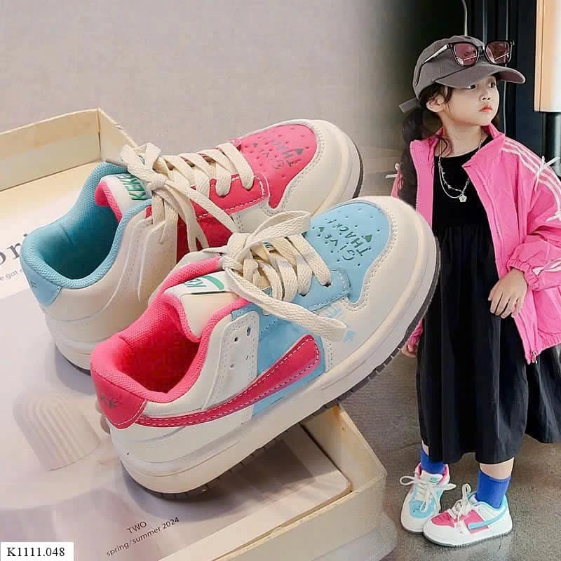 GIÀY THỂ THAO PHỐI MÀU CÁ TÍNH CHO BÉ SỈ 120K/ 1Đ