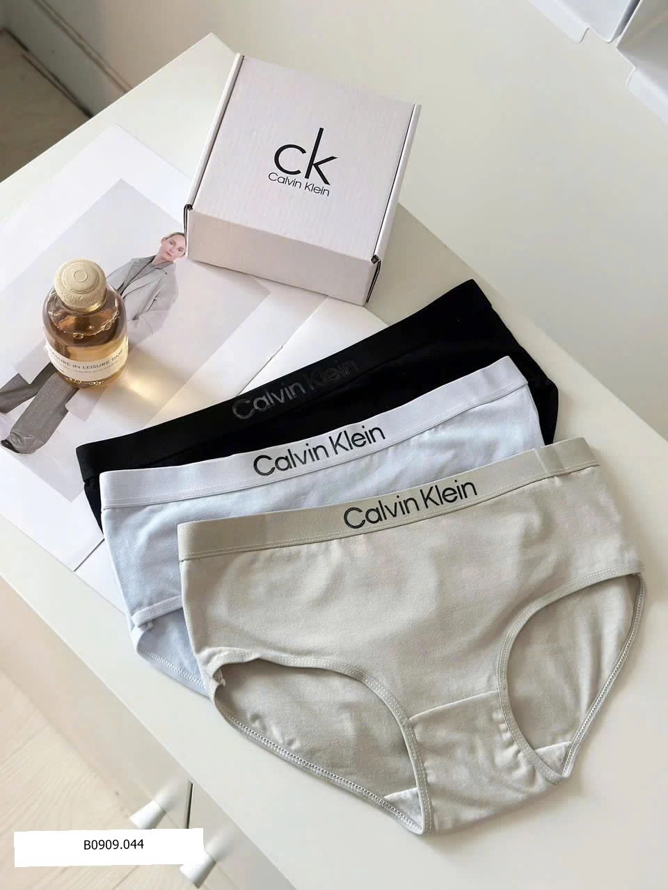Quần CK. Nữ   Giá sỉ 90k