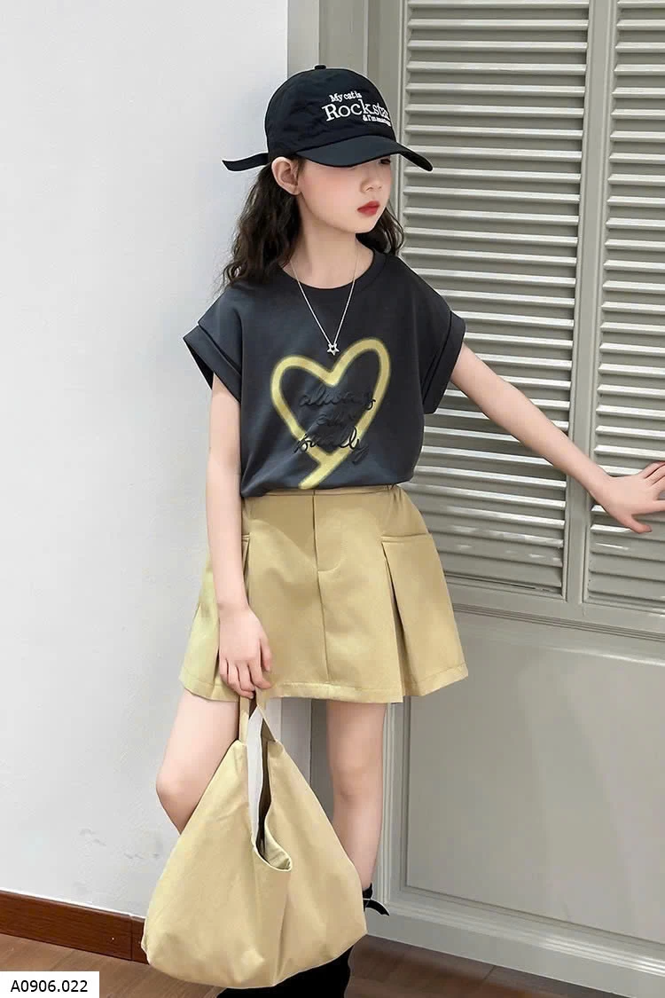 SÉT TANKTOP TRÁI TIM MIX CHÂN VÁY VÀNG  Sỉ  giá  áo: 116k cv: 177k 