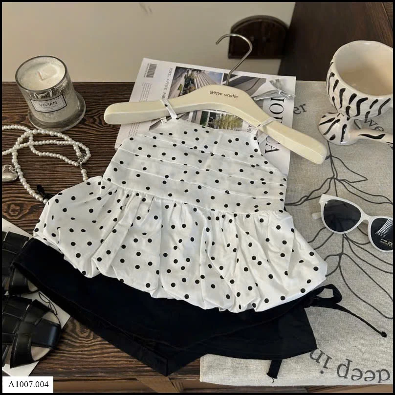 ÁO 2 DÂY CHẤM BI MIX QUẦN SHORT Sỉ giá áo: 116k  quần: 117k 