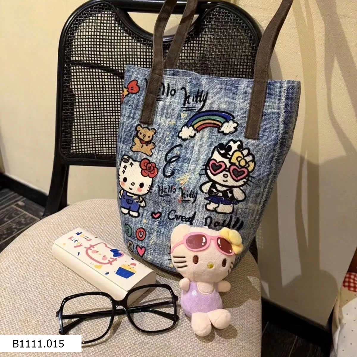 TÚI VẢI DENIM HỌA TIẾT HELLO KITTY  Giá sỉ 70k