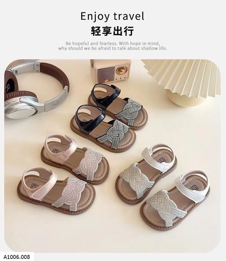 DÉP SANDAL CHO BÉ GÁI   Sỉ  giá  sz 21-25: 123k  sz 26-30: 133k 