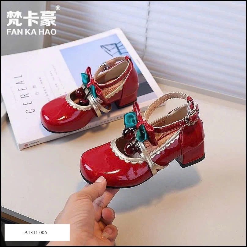 GIÀY CÔNG CHÚA BG  Giá sỉ Sỉ: 26-30: 150k      31-36: 160k