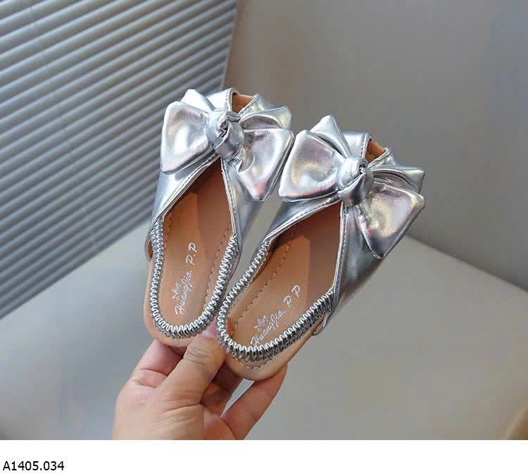 DÉP SANDAL SỤC NƠ Sỉ  giá  sz 23-28: 132k  sz 29-34: 142k 