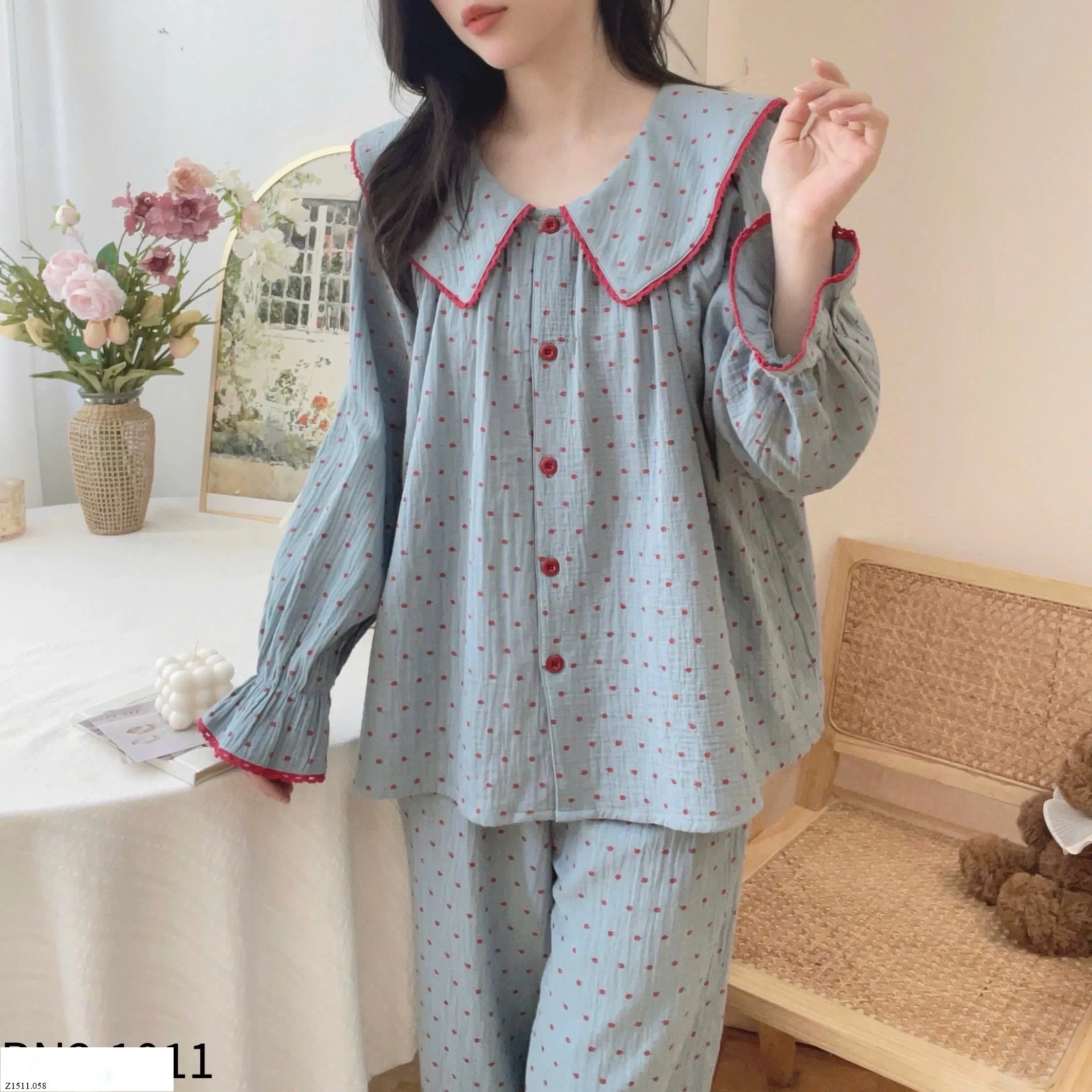 SET PIJAMA CỔ SEN TAY DÀISỉ 140k