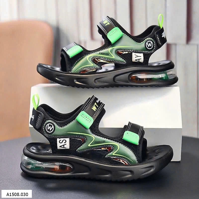 SANDAL BÉ TRAI PHỐI MẦU Giá sỉ 124k 