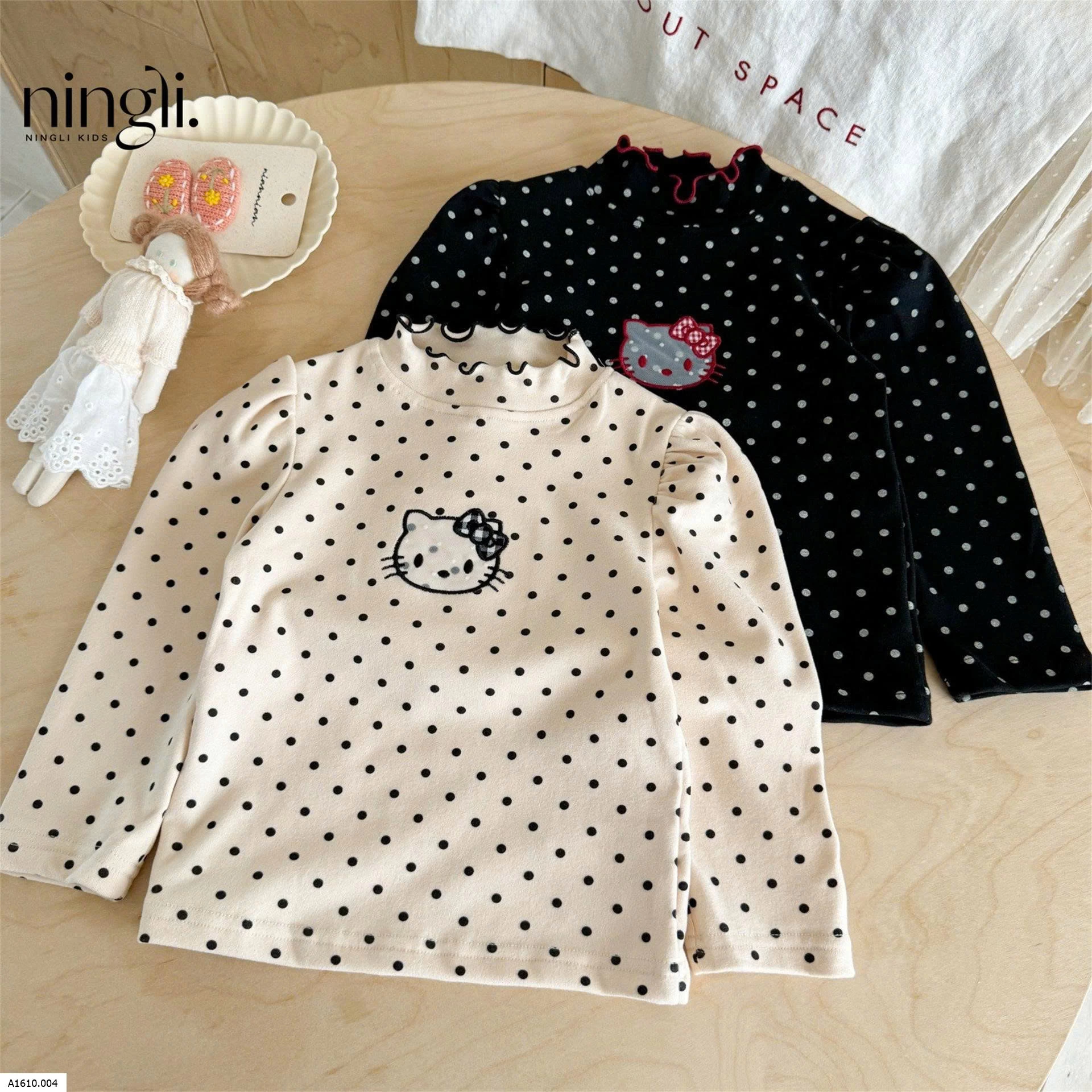 ÁO DÀI TAY KITTY THÊU NỔI    Giá sỉ 85k
