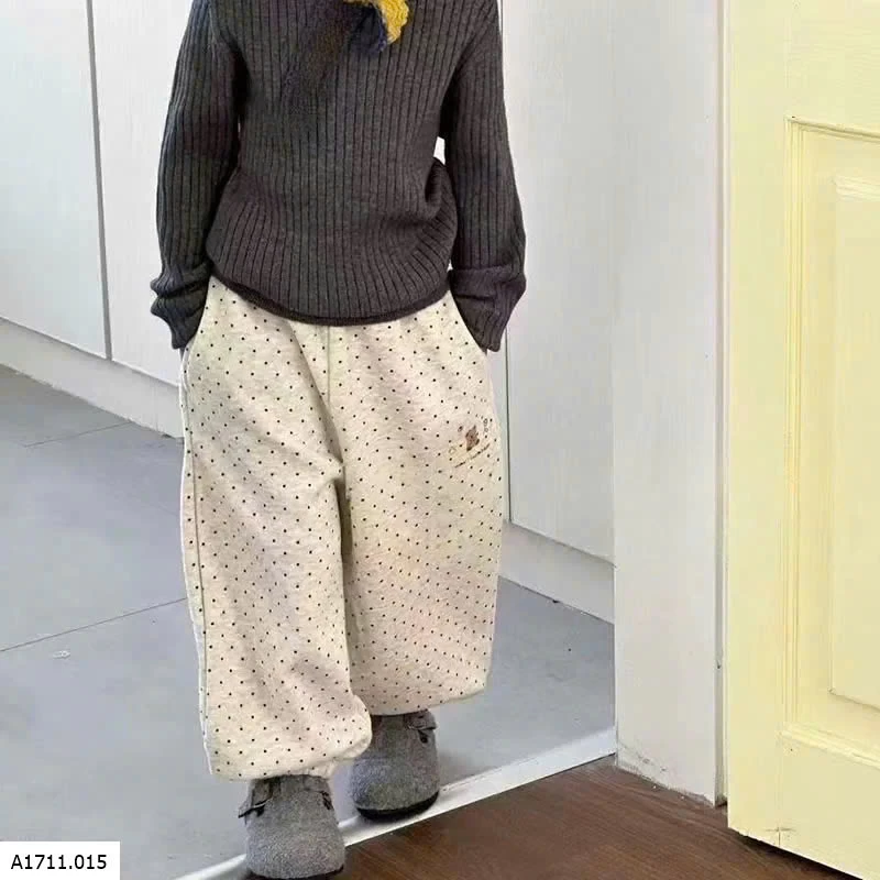 QUẦN NỈ GẤU CHẤM BI  Giá sỉ 135k