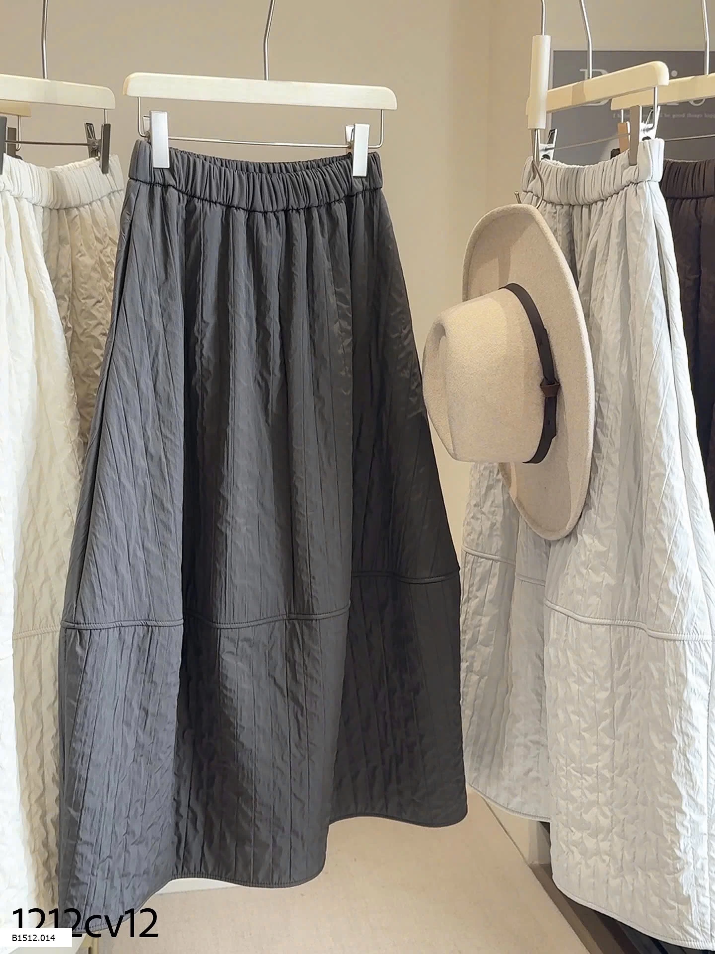 CHÂN VÁY TRẦN LÓT NỈ ANNA Giá sỉ 225k.