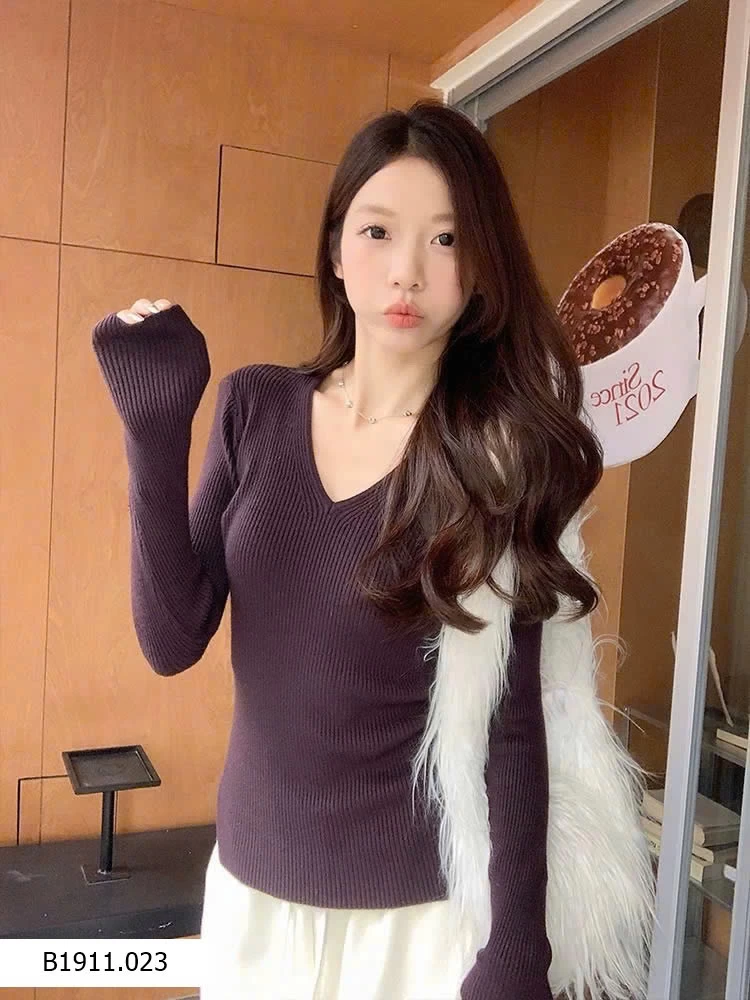 Aó len cổ tim MOSES QUEEN Giá sỉ 155k