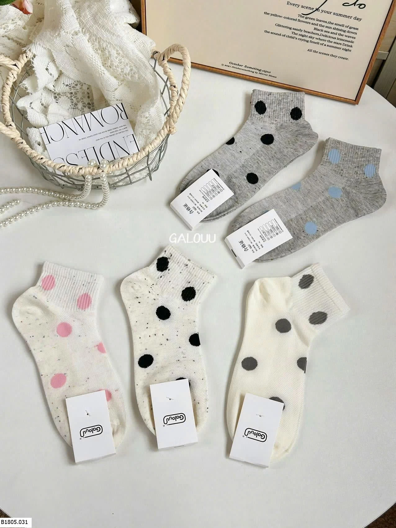 SET 5 ĐÔI TẤT CHẤM BI CHO NỮ  Sỉ 60k/1 set 5 đôi mix màu 