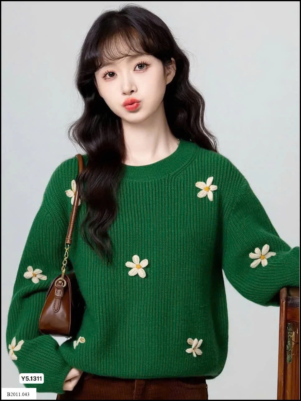 Áo len thêu hoa cúc Giá sỉ 130k