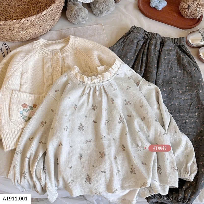 SÉT LEN HOA 3 CHI TIẾT   Giá sỉ áo khoác len: 168k  sơ mi hoa: 131k  quần: 139k