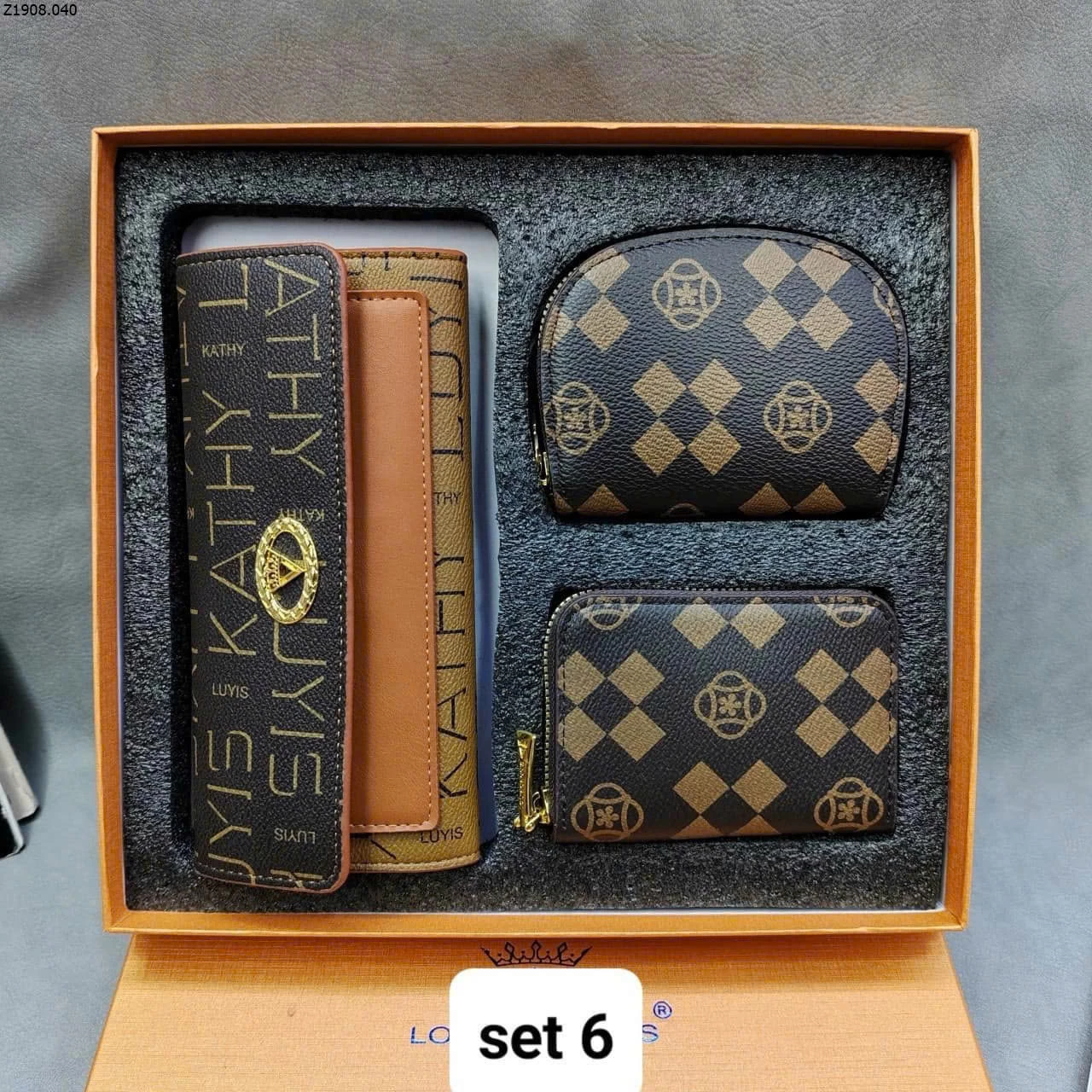 SET 3 VÍ CẦM TAY NỮ   Si 115k/ 1 sét 3 ví