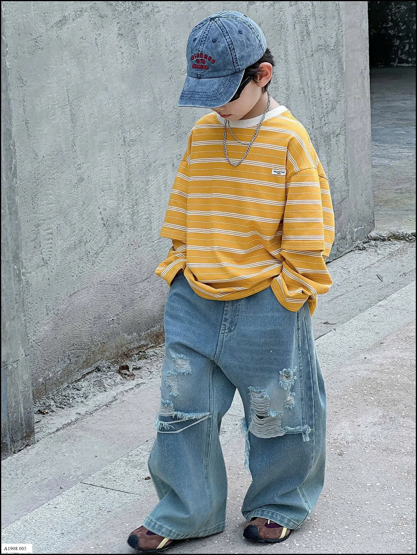 SET ÁO KẺ MIX QUẦN JEAN RÁCH BT Giá sỉ áo: 157k  quần: 180k 