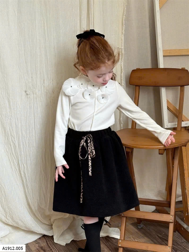 ÁO GẮN HOA 3D MIX CV NHUNG CHENGLE Giá sỉ áo 167k cv 208k