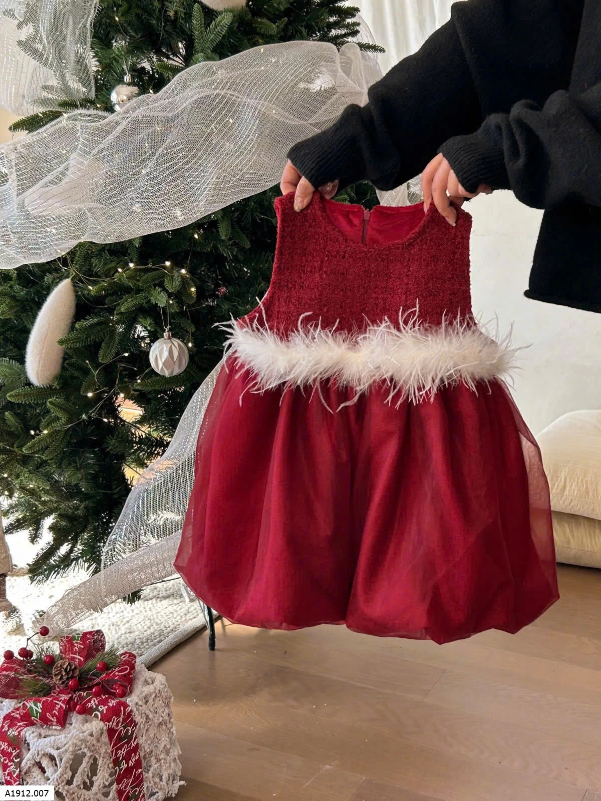 VÁY BÍ ĐỎ SÁT NÁCH LÓT NHUNG Giá sỉ 235k