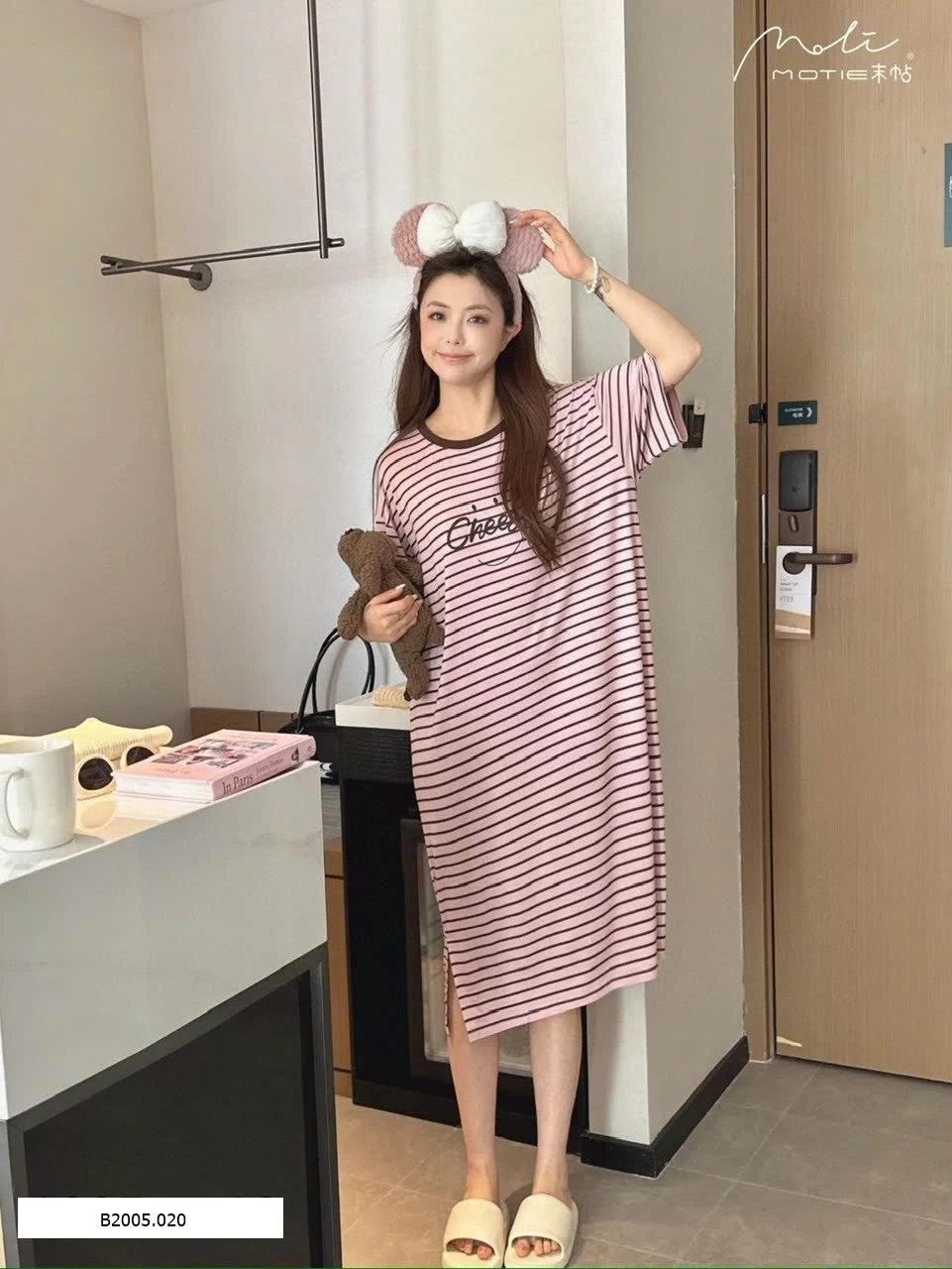 VÁY SUÔNG KẺ MOTIE  Sỉ 135k