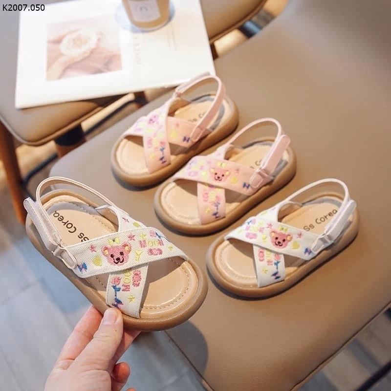 Sandal thêu của nhà #bearbick Sỉ 120k 