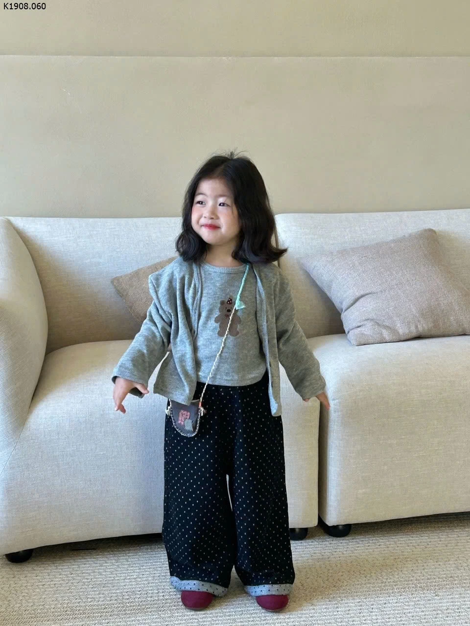 SET ÁO GẤU + CARDIGAN MIX QUẦN CHẤM BI BÉ GÁI  Si Set áo gấu + cardigan : 162k Quần : 132k