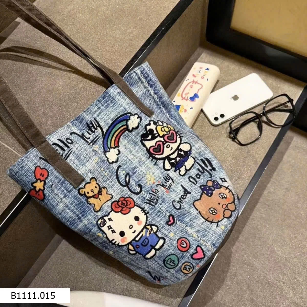 TÚI VẢI DENIM HỌA TIẾT HELLO KITTY Giá sỉ 70