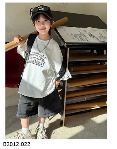 ÁO THUN IN CHỮ SNIDOLS Giá sỉ sz 100-140 giá 130k sz 150 -160 giá 150k