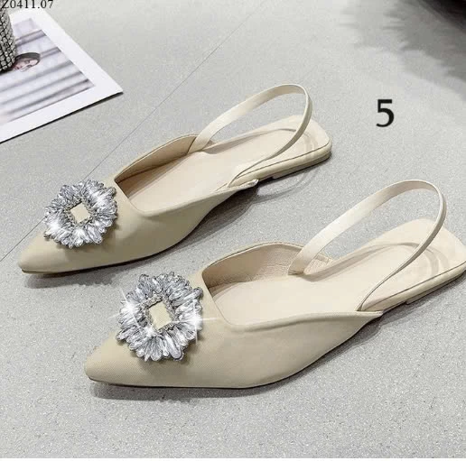 SANDAL MŨI NHỌN NỮ Si 130k/1 đôijjj