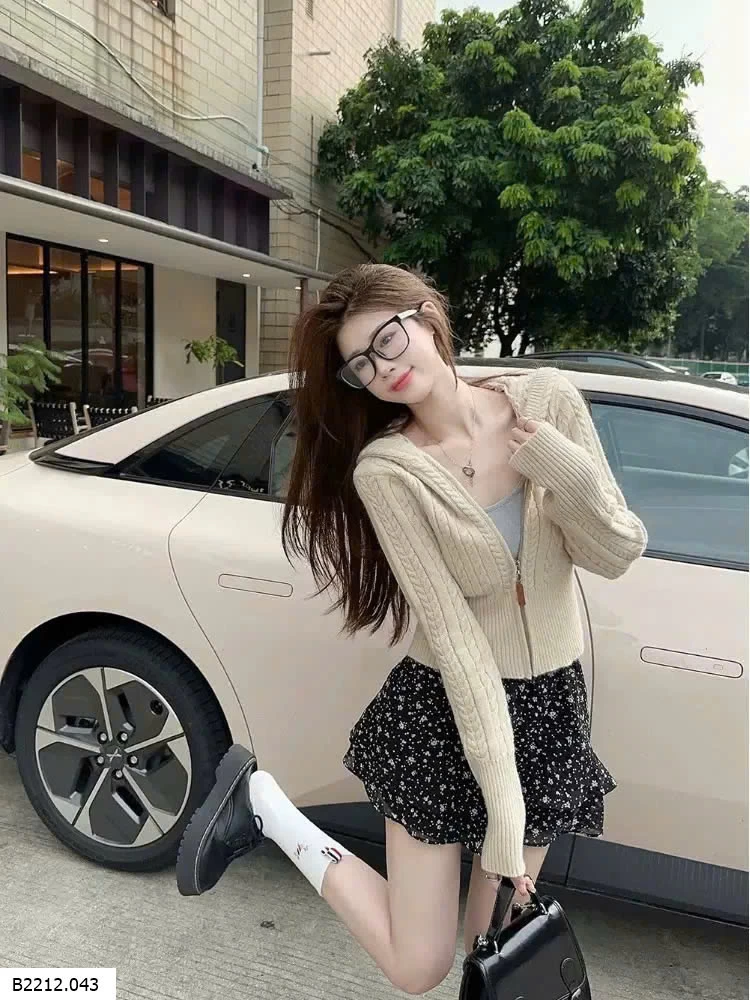 ÁO LEN NỮ CÓ MŨ  Giá sỉ 150k