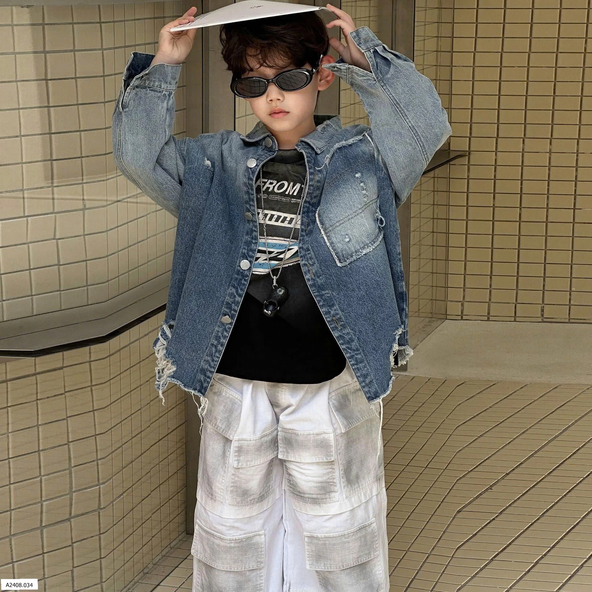 KHOÁC DENIM MỎNG MÙA THU   Giá sỉ  sz 100-140: 234k  sz 150-160: 244k 