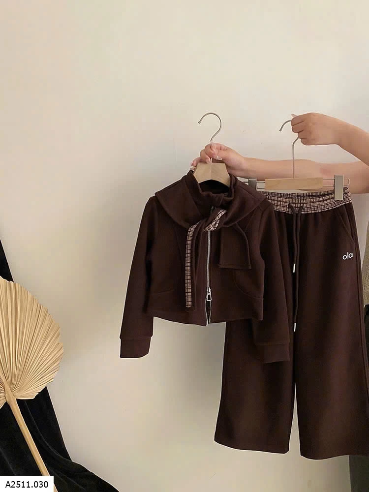 BỘ NỈ PHỐI KHĂN BG Giá sỉ 110-150: 351k 160-170: 396k