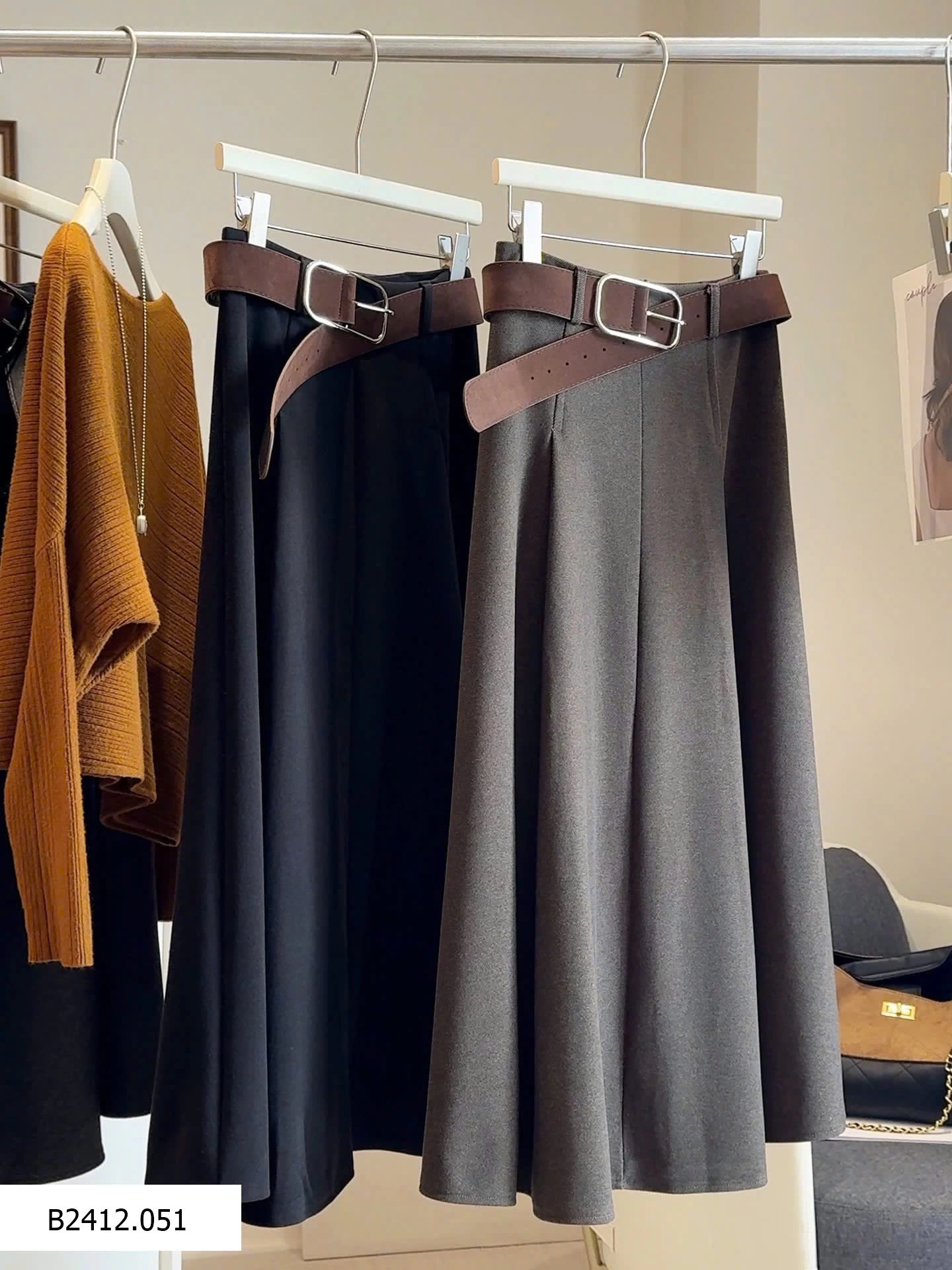 CHÂN VÁY MIDI DÁNG DÀI   Giá sỉ 200k2