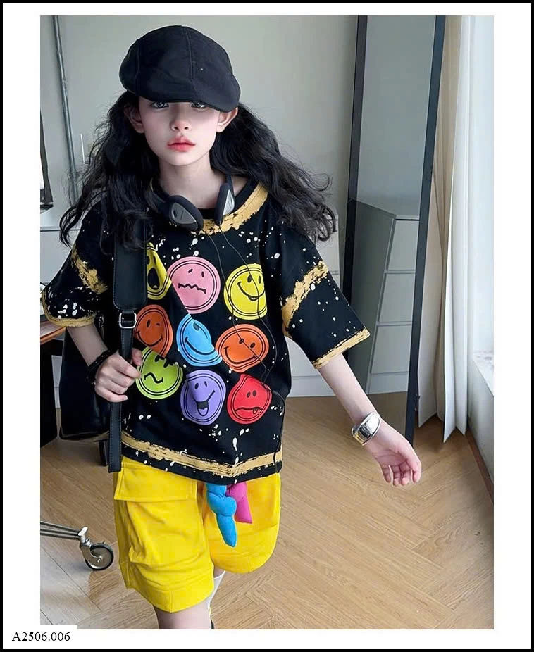 ÁO MẶT CƯỜI MIX SHORT TÚI HỘP BG   Sỉ giá áo: 155k  quần: 170