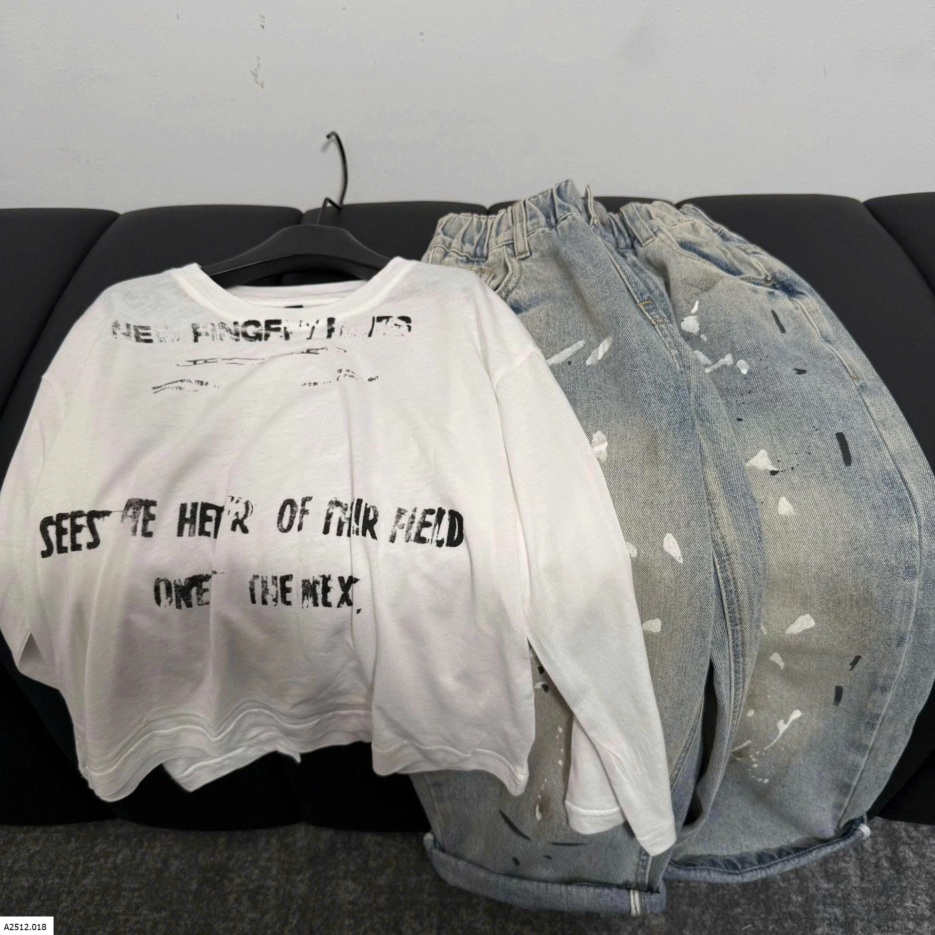 ÁO THUN CHỮ MĨ QUẦN JEAN VẨY SƠN Giá sỉ áo 105k Quần 199k