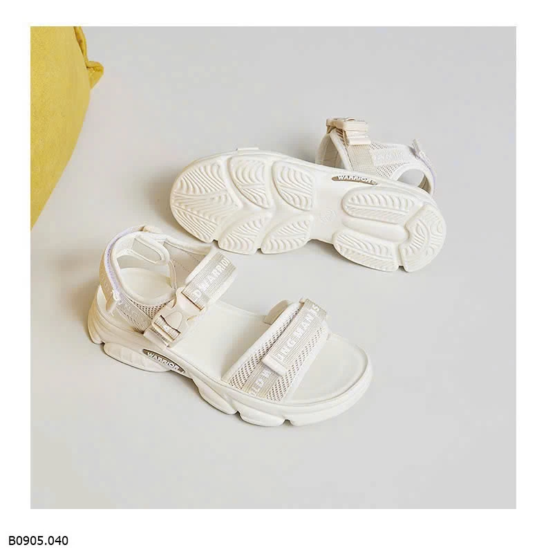 SANDAL ĐẾ CAO WARRIOR  Sỉ 250k