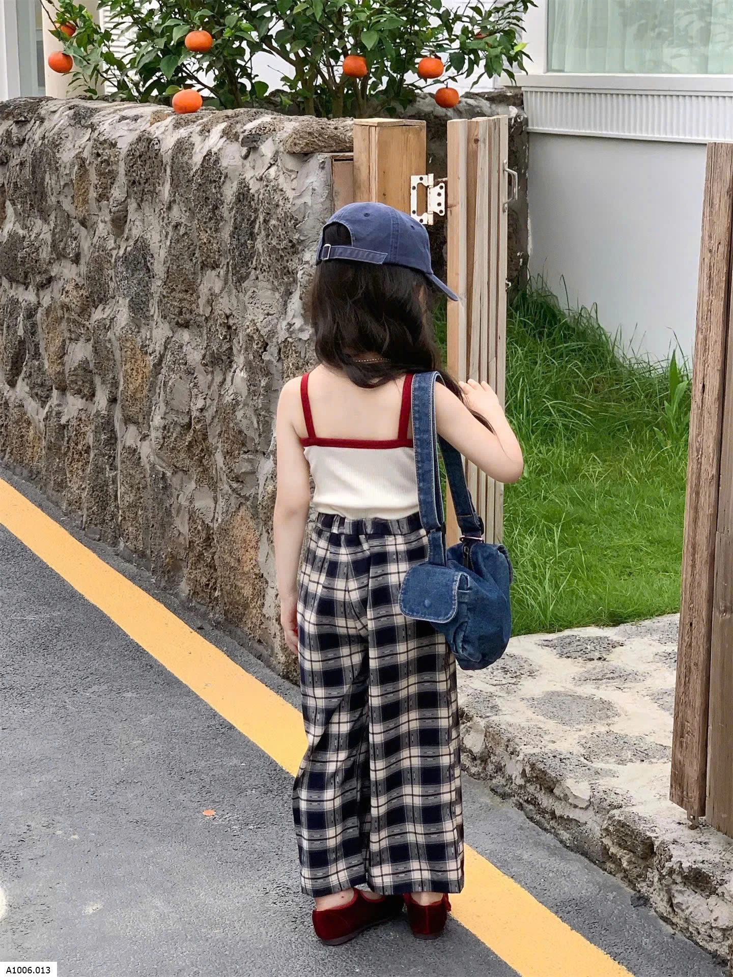 ÁO 2 DÂY MIX SUÔNG KẺ   Sỉ  giá  áo: 89k  quần: 129k 