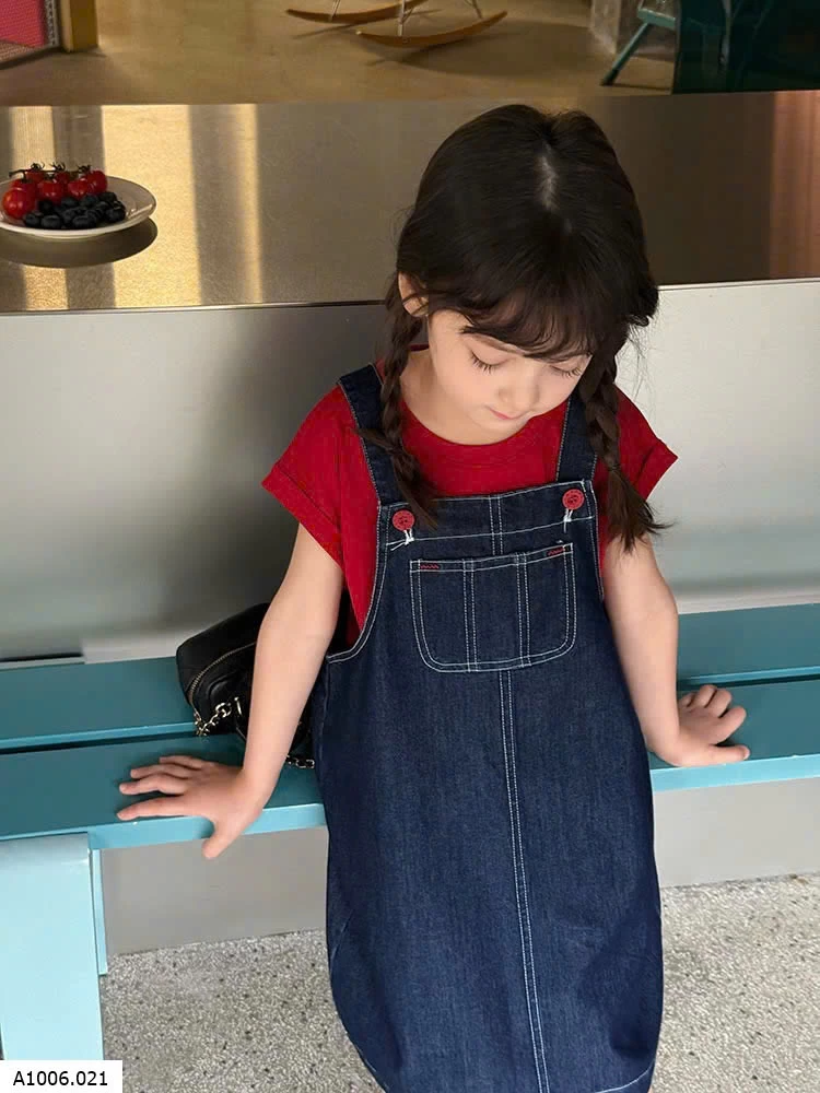 yếm jean mix áo thun  Sỉ Giá: Yếm: 90-150: 147k / 160: 158k / 170: 169k Áo: 90-150: 85k / 160: 92k / 170: 99k