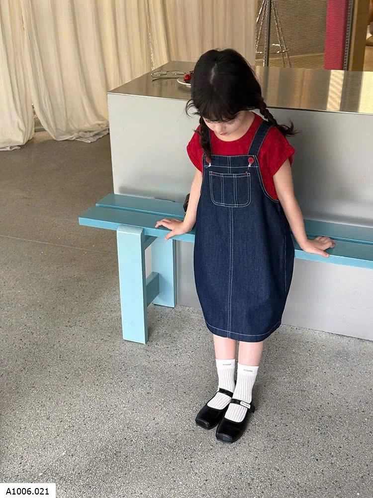 yếm jean mix áo thun  Sỉ Giá: Yếm: 90-150: 147k / 160: 158k / 170: 169k Áo: 90-150: 85k / 160: 92k / 170: 99k