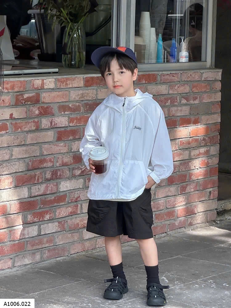 ÁO KHOÁC CHỐNG NẮNG BT  Sỉ giá: 90-150: 186k / 160: 200k / 170: 215k