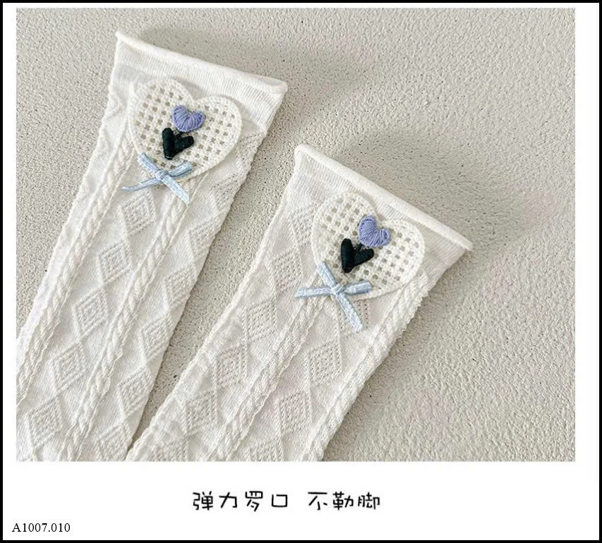   SET 4 ĐÔI TẤT REN CỔ CAO   Sỉ giá  85k/1 set 4 đôi mix màu