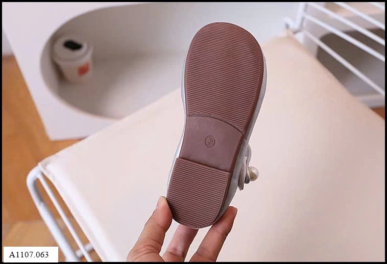 GIÀY CÔNG CHÚA ĐÍNH HOA BG Sỉ giá sz 23-25: 107k  sz 26-30: 114k  sz 31-36: 120k